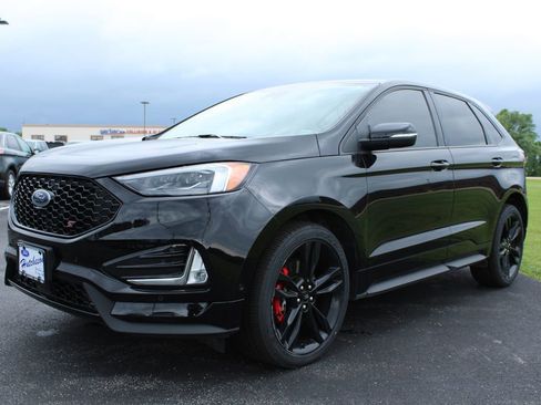 Used 2024 Ford Edge ST w/ Equipment Group 401A AWD/4WD image 3