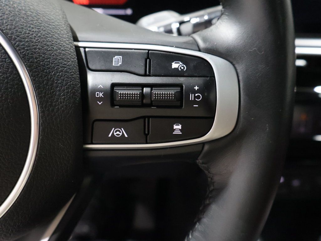 Used 2026 Kia K5 GT-Line w/ GT-Line Premium Package AWD/4WD image 38