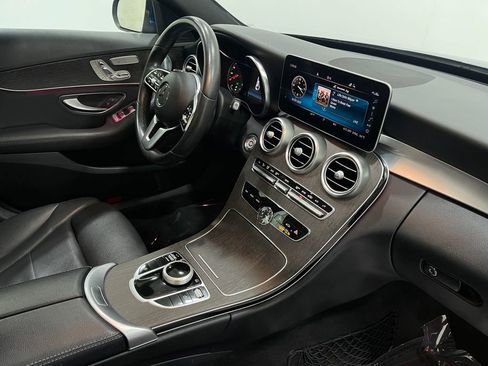 Used 2019 Mercedes-Benz C 300 4MATIC Sedan image 20