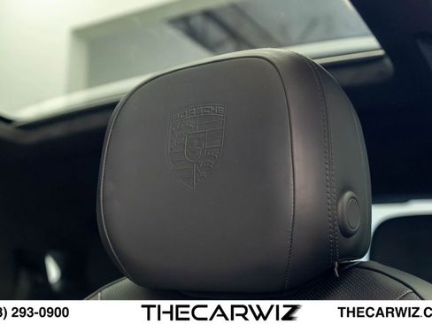 Used 2023 Porsche Cayenne Turbo AWD/4WD image 63