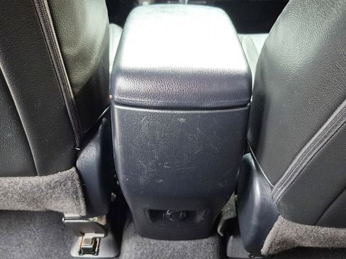 Used 2017 Toyota RAV4 LE w/ Carpet Mat Package image 16