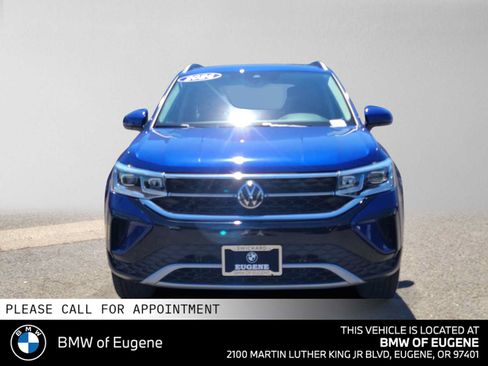 Used 2024 Volkswagen Taos SEL AWD/4WD image 8