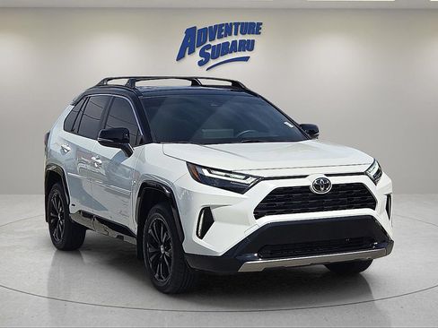 Used 2025 Toyota RAV4 XSE AWD/4WD image 1