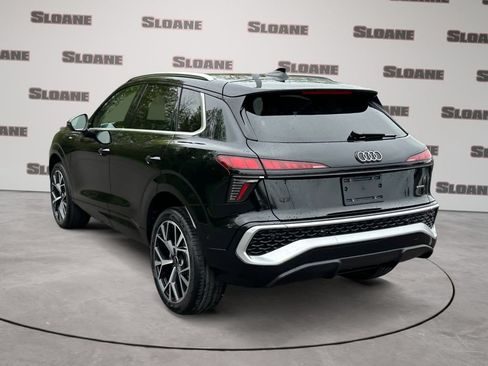 New 2026 Audi Q3 quattro 2.0T AWD/4WD image 3