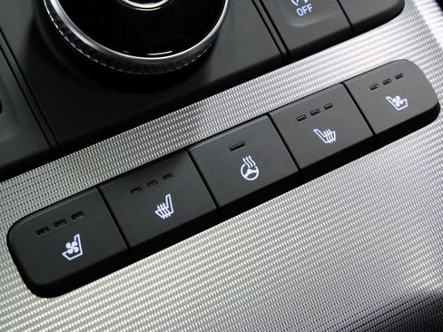 Used 2025 Hyundai Palisade Calligraphy FWD image 5