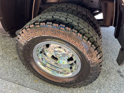 Used 2024 RAM 3500 Tradesman w/ Chrome Appearance Group image 11