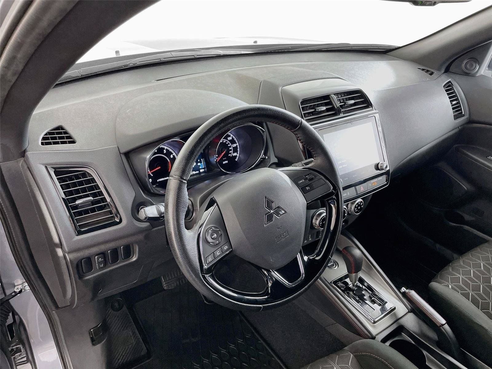 Used 2024 Mitsubishi Outlander Sport AWD image 13