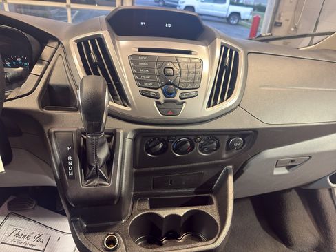 Used 2018 Ford Transit 350 XLT RWD image 19
