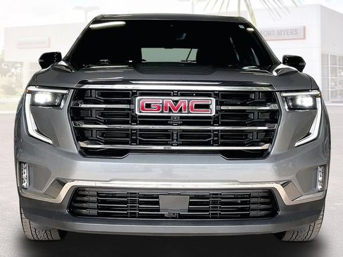 Used 2026 GMC Acadia Elevation w/ Elevation Premium Package FWD image 26
