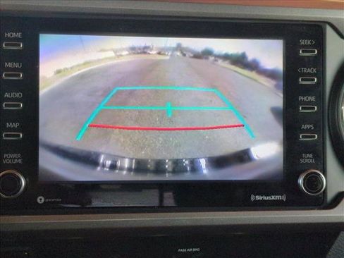 Used 2020 Toyota Tacoma SR5 image 13