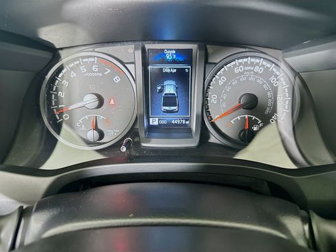Used 2023 Toyota Tacoma SR AWD/4WD image 19