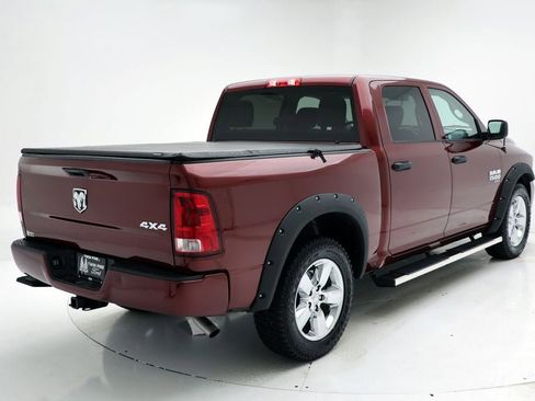 Used 2019 RAM 1500 Express w/ Express Value Package AWD/4WD image 9