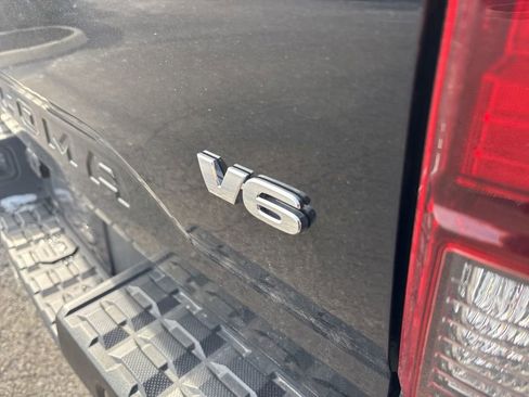 Used 2022 Toyota Tacoma SR image 4