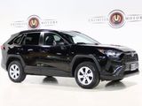 Used 2021 Toyota RAV4 LE image 6