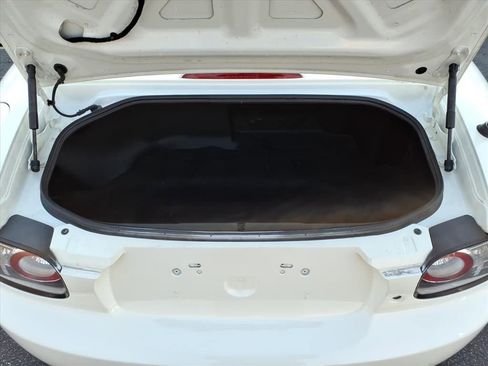 Used 2007 MAZDA MX-5 Miata Grand Touring w/ Premium Pkg image 24