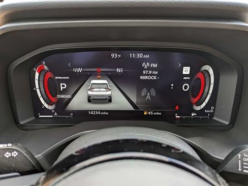 Used 2023 Nissan Rogue Platinum FWD image 32