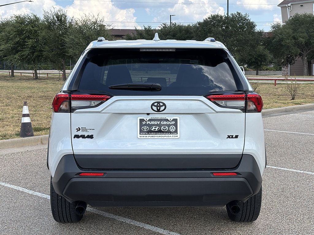 Used 2025 Toyota RAV4 XLE Premium FWD image 6