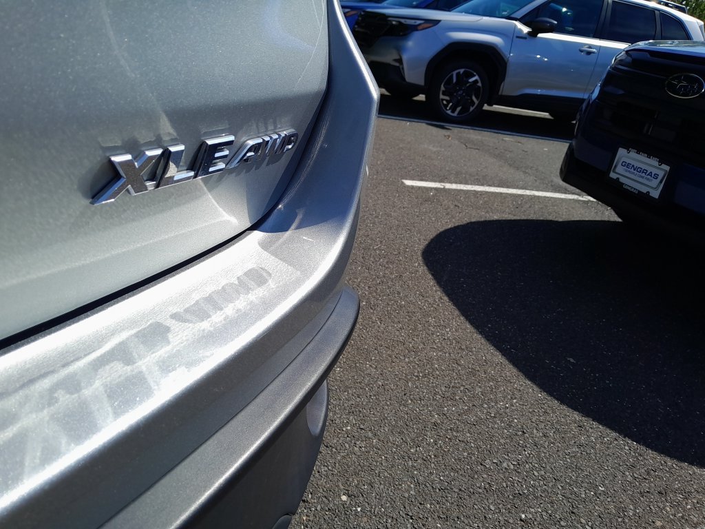 Used 2018 Toyota Highlander XLE AWD/4WD image 53