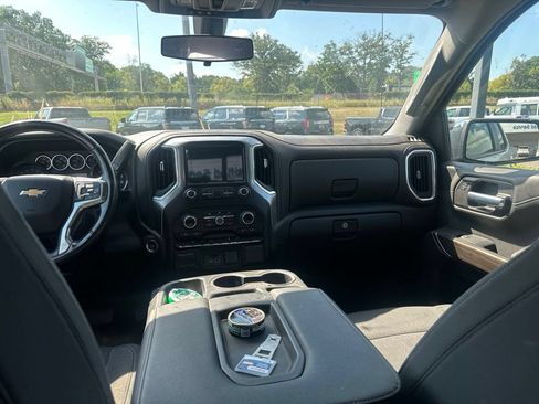 Used 2019 Chevrolet Silverado 1500 LT w/ All-Star Edition AWD/4WD image 32