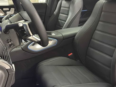 New 2026 Mercedes-Benz GLS 580 4MATIC image 26