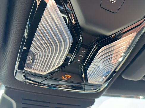 New 2026 BMW X5 xDrive40i w/ Climate Comfort Package image 28