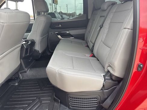Used 2024 Toyota Tundra Limited AWD/4WD image 18