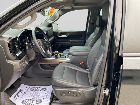 Certified 2024 Chevrolet Silverado 1500 LT Trail Boss w/ Convenience Package II AWD/4WD image 17