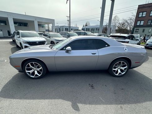 Used 2015 Dodge Challenger SXT Plus image 5