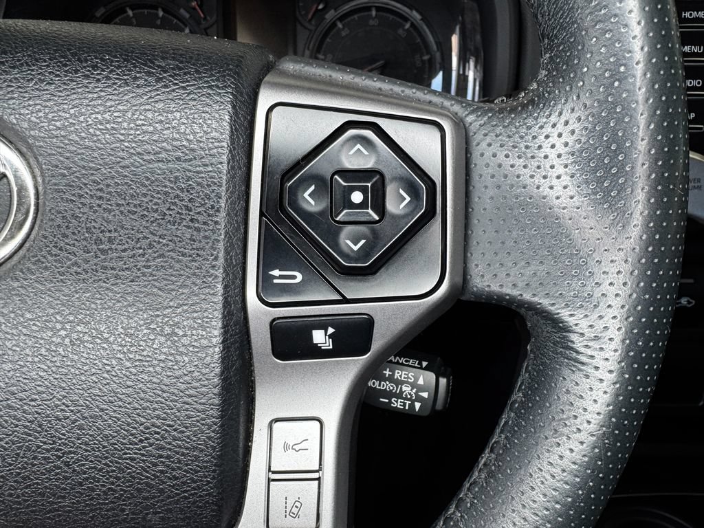 Used 2020 Toyota 4Runner SR5 Premium AWD/4WD image 16