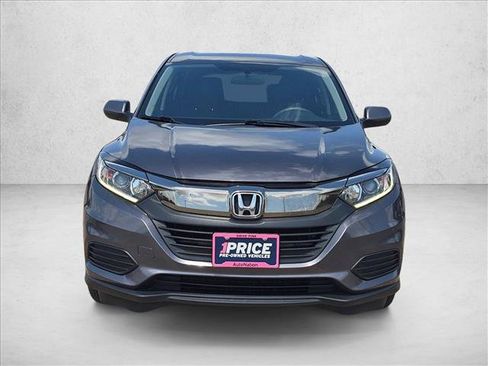 Used 2022 Honda HR-V LX image 2