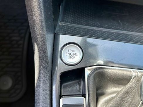 Used 2023 Volkswagen Tiguan SE FWD image 27