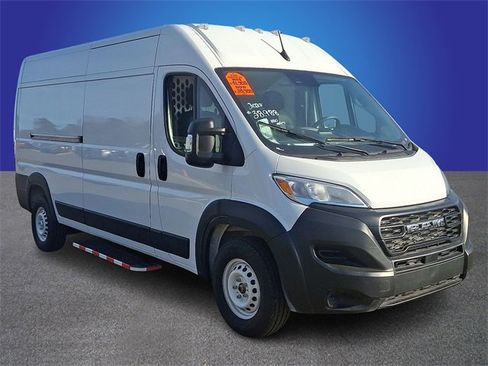 Used 2025 RAM ProMaster 2500 w/ Storage Group image 3