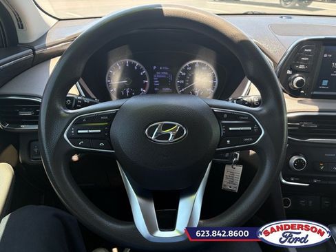 Used 2020 Hyundai Santa Fe SE FWD image 12