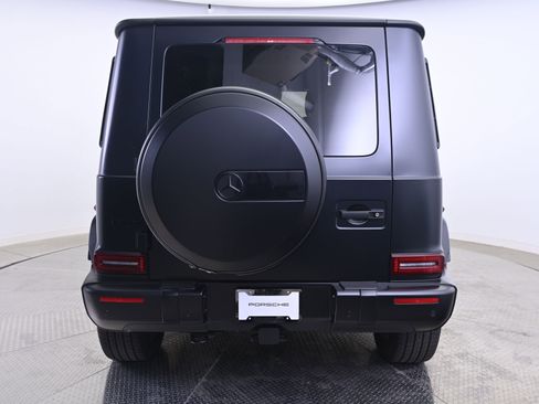 Used 2024 Mercedes-Benz G 550 image 6