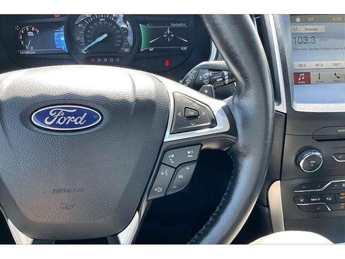 Used 2016 Ford Edge SEL w/ Equipment Group 201A AWD/4WD image 21