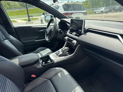 Used 2021 Toyota RAV4 XSE image 15