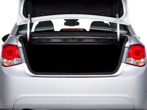 Used 2012 Chevrolet Cruze LT w/ RS Package image 12