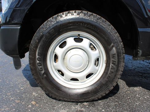 Used 2022 Ford F150 XL w/ Equipment Group 101A High AWD/4WD image 50