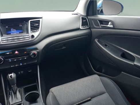 Used 2017 Hyundai Tucson SE image 27