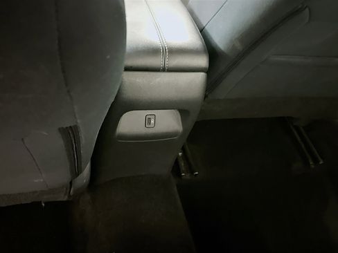 Used 2024 Nissan Sentra SV image 27