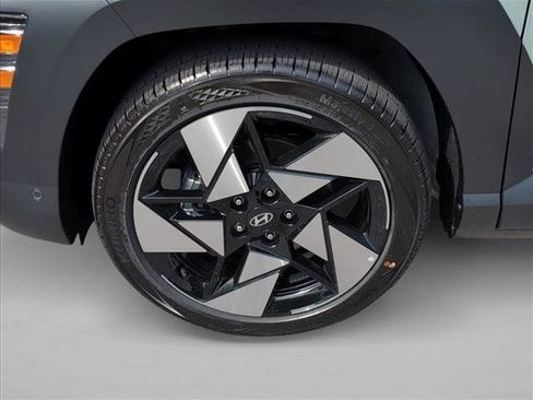 New 2026 Hyundai Kona Limited FWD image 10