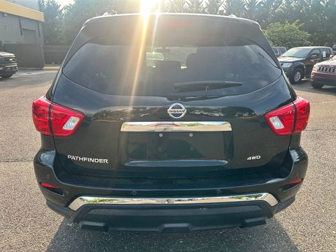 Used 2020 Nissan Pathfinder S AWD/4WD image 6