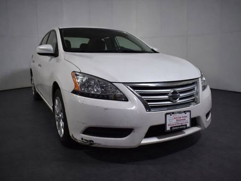Used 2013 Nissan Sentra SV image 3