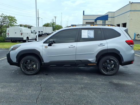 Used 2024 Subaru Forester Wilderness w/ Convenience Package AWD/4WD image 4
