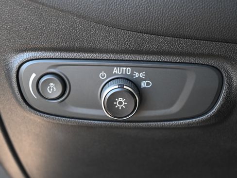 Used 2022 Chevrolet Equinox LT image 29