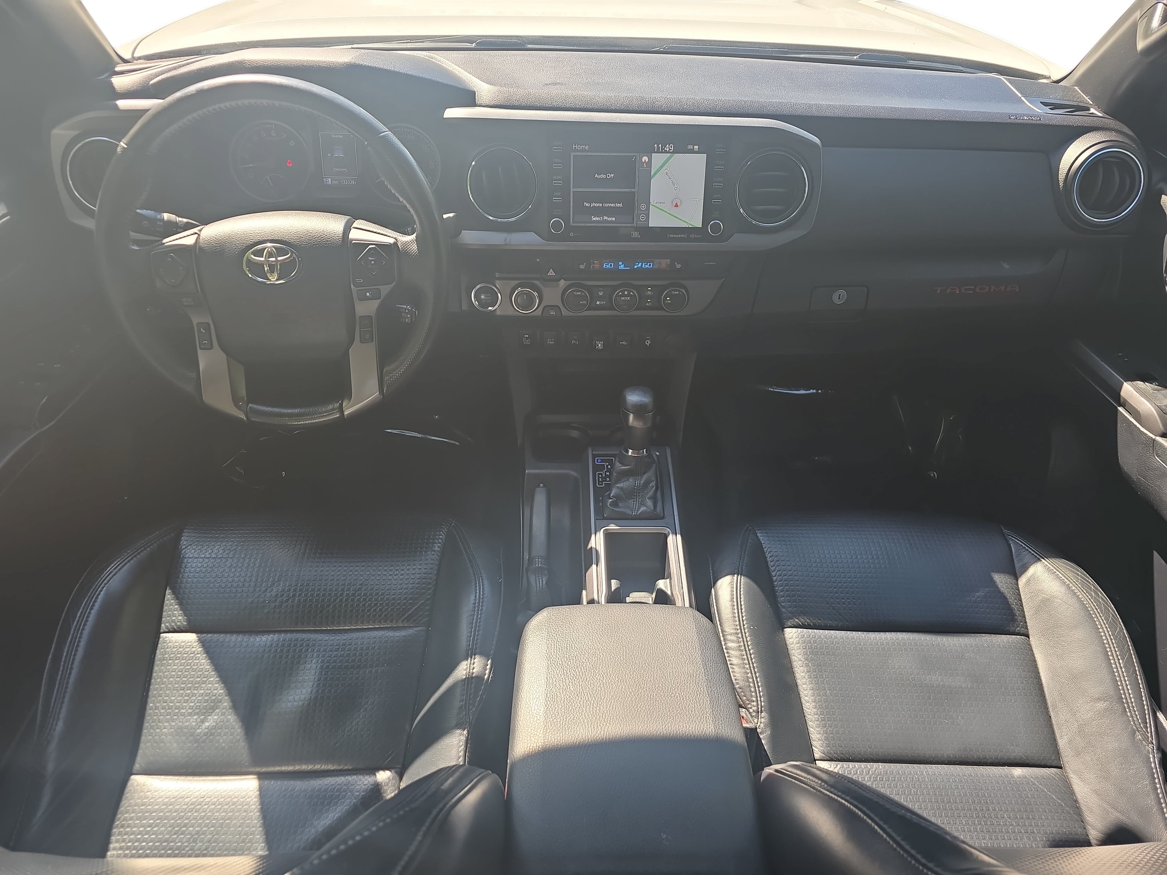 Used 2020 Toyota Tacoma TRD Sport w/ TRD Premium Sport Package AWD/4WD image 9
