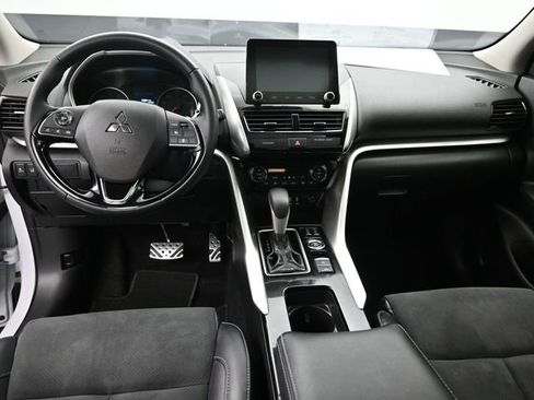 Used 2024 Mitsubishi Eclipse Cross SE image 10