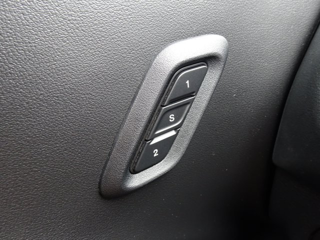 Used 2023 Dodge Challenger R/T w/ Plus Package RWD image 21