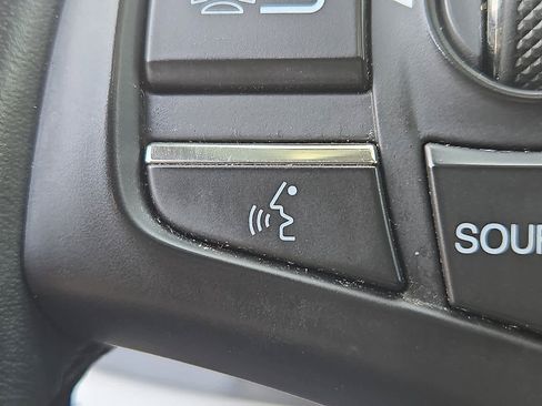 Used 2020 Acura TLX image 28