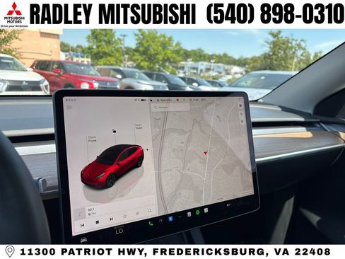 Used 2024 Tesla Model Y Long Range AWD/4WD image 7